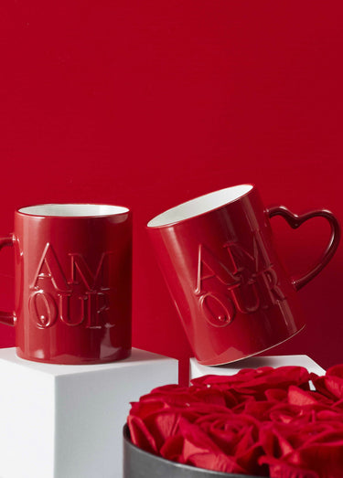 Duo mugs Amour en grès, avec anse coeur Rouge