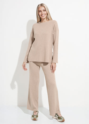 Pull confort avec maille cotes plates Beige