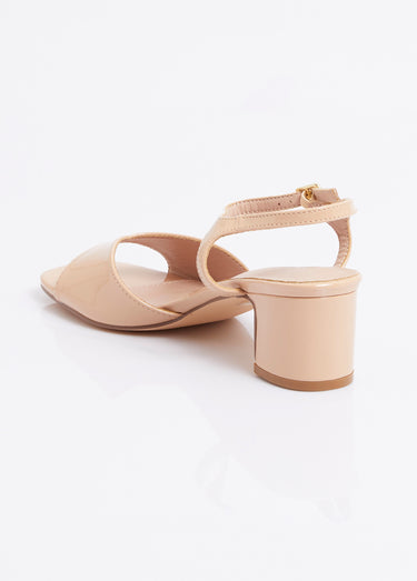 Escarpins vernis bout ouvert fantaisie Nude verni