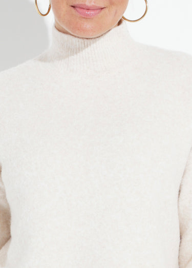 Pull col montant en maille duveteuse Beige