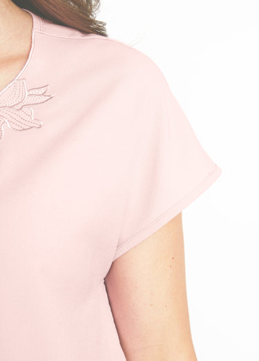Top long manches courtes broderies col rond Rose The