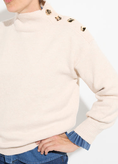 Pull col montant boutons bijou métal Beige