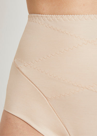 Culotte gainante taille haute Chair