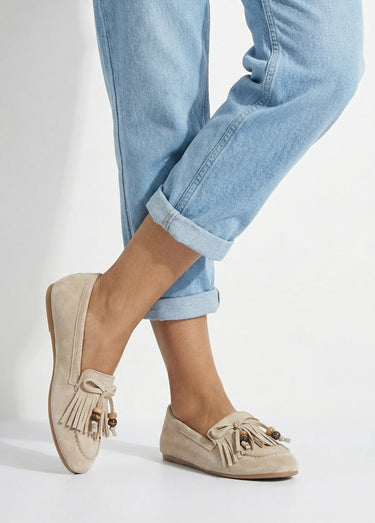 Mocassins plats, avec franges et perles Taupe