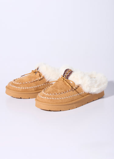 Mocassins indiens fourrure et galon Camel