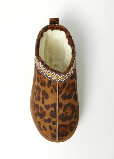 Mules effet daim fourrées et compensées Leopard