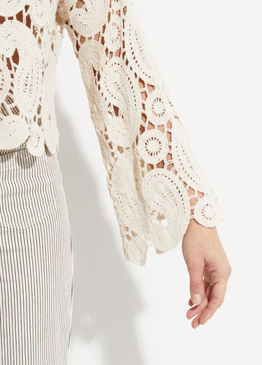 Pull court ajouré en crochet, col rond Ecru