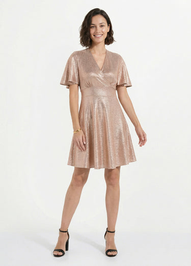 Robe cache-coeur courte brillante manches papillon Cuivre