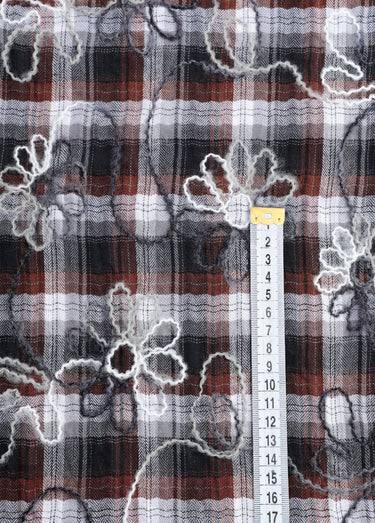 Coupon habillement carreaux et broderies Brun