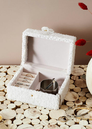 Boite à bijoux en maille bouclette Blanc