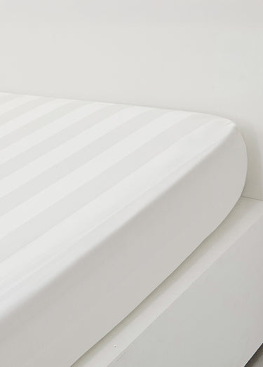 Drap housse satin de coton avec rayures Blanc