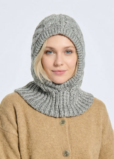 Cagoule chaude en maille tressée chinée Gris