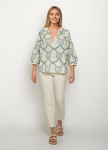 Blouse ample broderies ajourées manches 3/4 Ecru