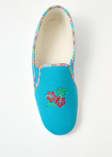 Chaussons largeur confort brodés élastiqués Bleu