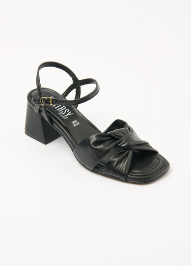 Sandales cuir à talon brides plissées Noir