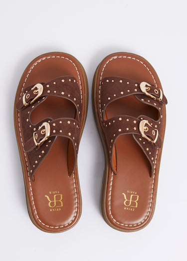 Mules brides cloutées, semelle crantée Marron