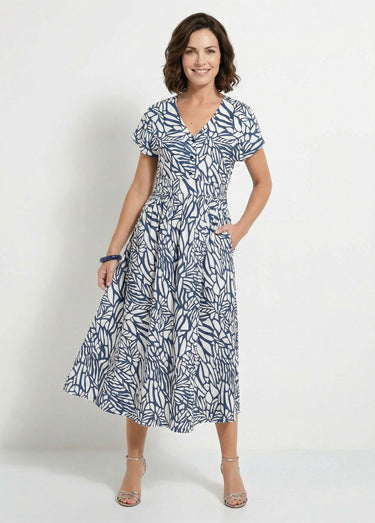 Robe longue col V motif graphique Marine / Blanc