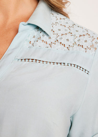 Chemisier boutonné dentelle et ajouré Vert