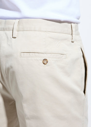 Bermuda chic en twill de coton Ecru