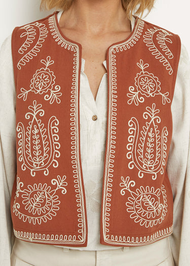 Gilet sans manches brodé style scandinave Paprika