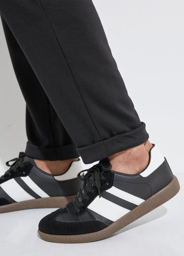 Pantalon coupe ajustée bas à revers Noir