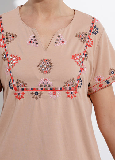 T-shirt manches courtes plastron brodé Beige