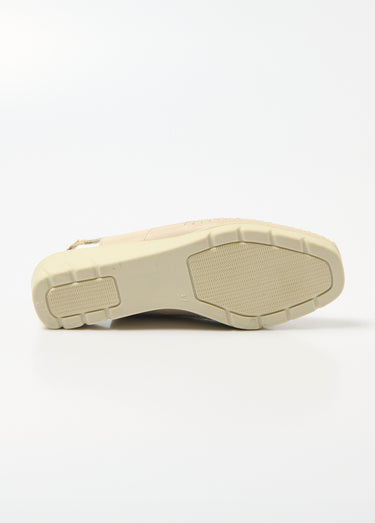 Sandales cuir bout fermé largeur confort Beige