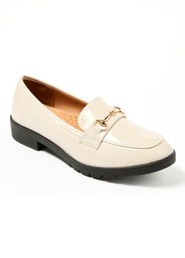 Mocassins vernis avec mors métal Beige