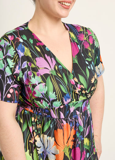 Robe longue fluide manches courtes, fleuri Imprime Fond Noir