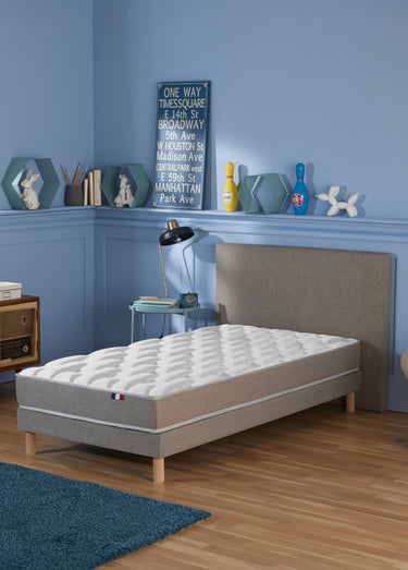 Matelas mousse haute résilience ferme, haut. 17/18cm Blanc