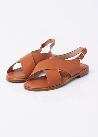 Sandales plates avec brides croisées Camel