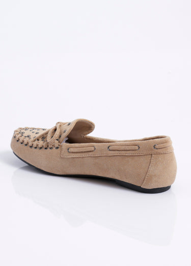 Mocassins avec liens et clous métal Beige