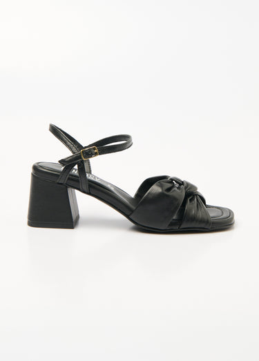 Sandales cuir à talon brides plissées Noir