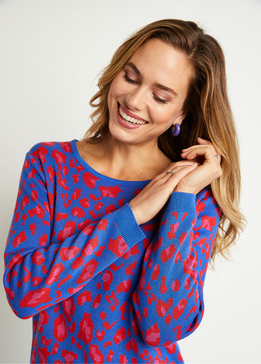 Pull motif léopard col rond Bleu