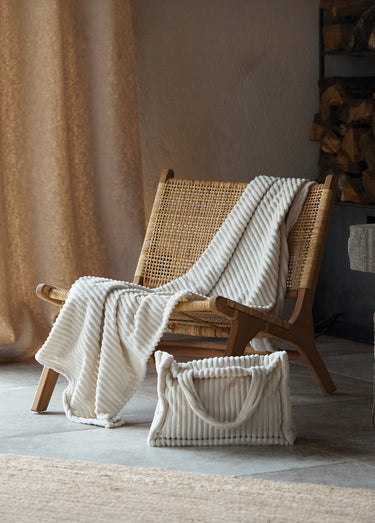 Plaid toucher peluche effet côtelé Ecru