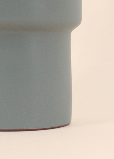 Petit vase en céramique, forme épurée Vert