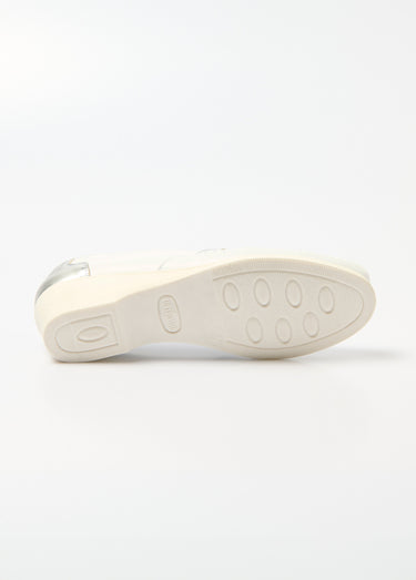 Mocassins élastiqués cuir largeur confort Blanc