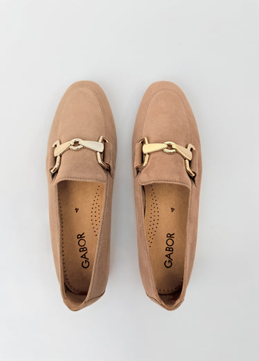 Mocassins en cuir souple, bride métal Marron