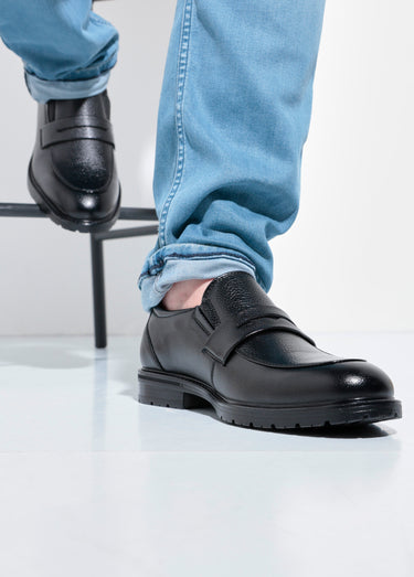Mocassins simili cuir, patte ton sur ton Noir