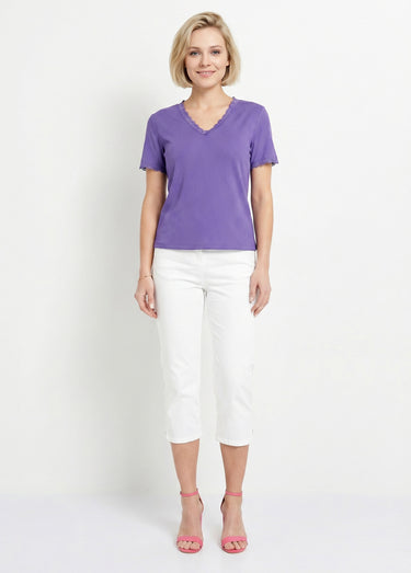 T-shirt col V fines côtes dentelle manches courtes Parme