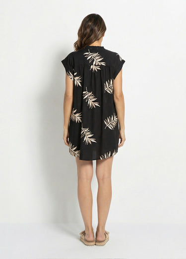 Robe housse courte, broderies feuilles Noir