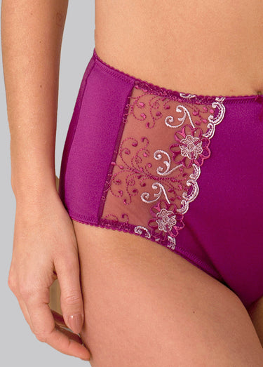 Culotte gainante taille haute tulle brodé Cassis