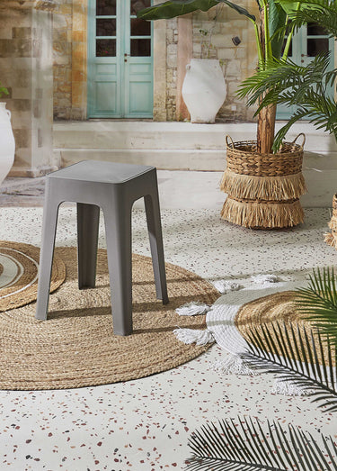 Tabouret de jardin empilable design Gris