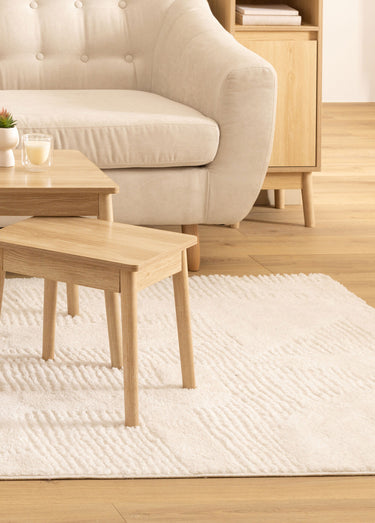 Tapis clair avec motifs striés 150x200cm Beige
