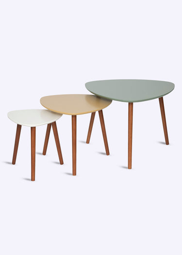 Trio de tables gigognes formes épurées Vert
