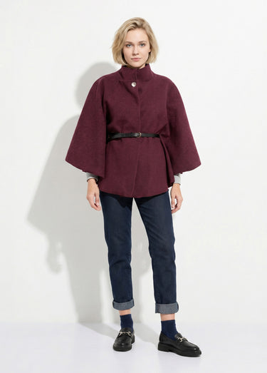 Manteau cape à ceinturer, col montant Bordeaux