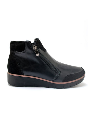 Boots compensées cuir lisse et suédé Noir