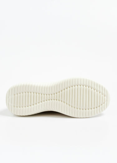 Baskets perforées aspect suédine avec lacets Beige