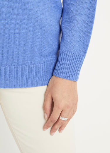 Pull doux uni brodé ajouré col rond Bleu