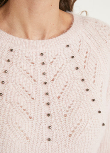 Pull doux maille poilue col rond perlé ajouré Rose